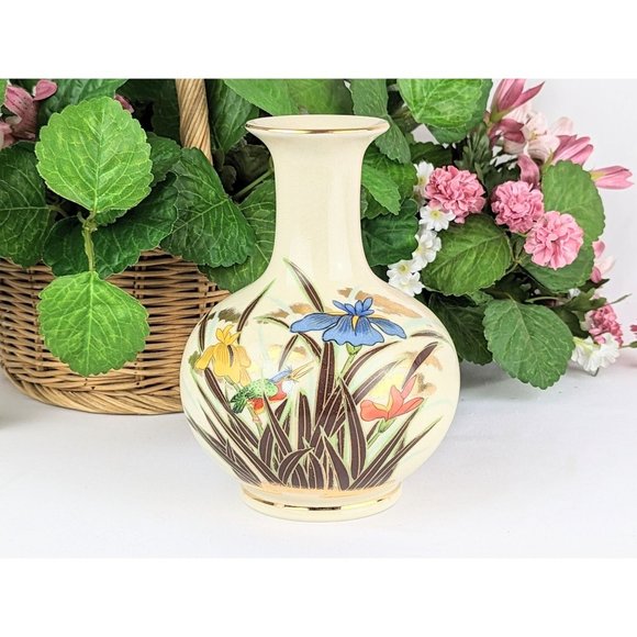 Vintage Hand Painted Japanese Vase Blue and Yellow Flowers 7.5" Crackle Pottery - Picture 1 of 9